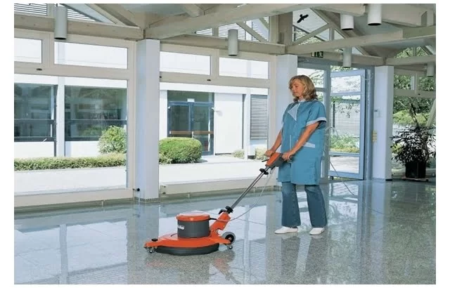 Hako Cleanserv PE531100 Parlatma Makinasi 1.jpg