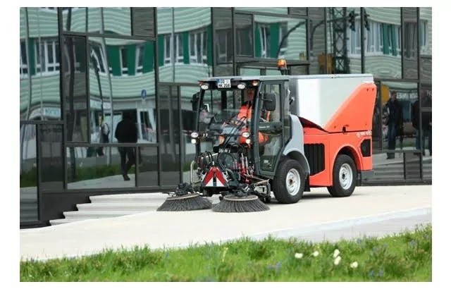 citymaster 1600 sokak supurucu 13.jpg