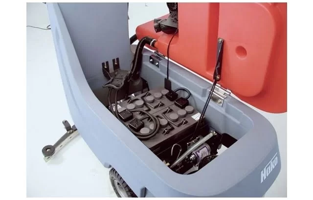 scrubmaster b70 temizlik makinasi 1.jpg