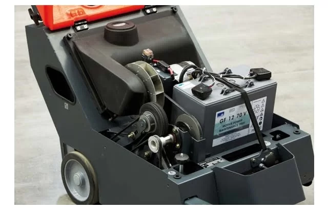 sweepmaster 650 supurucu 4.jpg